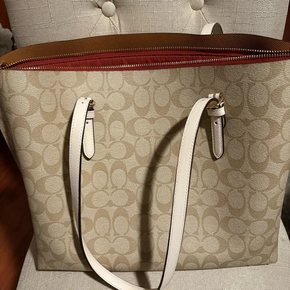 Coach Beige Signature Tote Bag - Picture 3 of 6